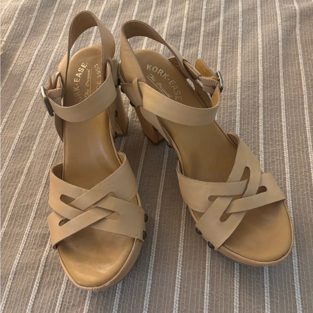 Kork-Ease Clog Sandals in Cream colored - Picture 2 of 8